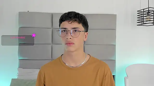 JoshClaarktt online show from March 2026 04:29:01 AM