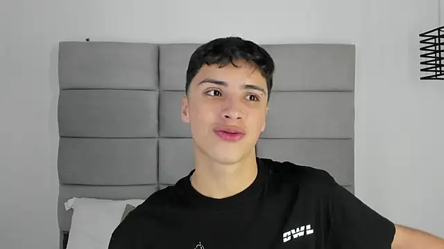 JoshClaarktt online show from July 2026 04:06:02 AM