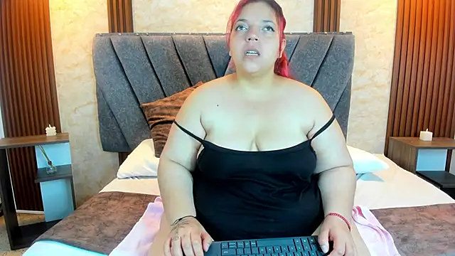 Snapshot of Ying_min chatting on February 2026 09:33:02 PM Ying min online show from February 2026 09:33:02 PM