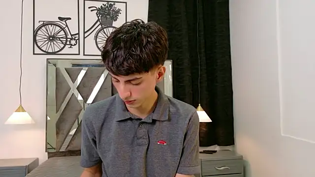 Snapshot of Martin_Williams chatting on December 2025 12:12:02 PM Martin Williams online show from December 2025 12:12:02 PM