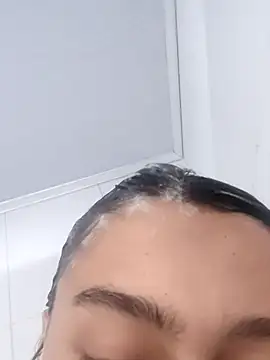 Snapshot of Naomism-- chatting on December 2025 06:03:02 PM Naomism-- online show from December 2025 06:03:02 PM