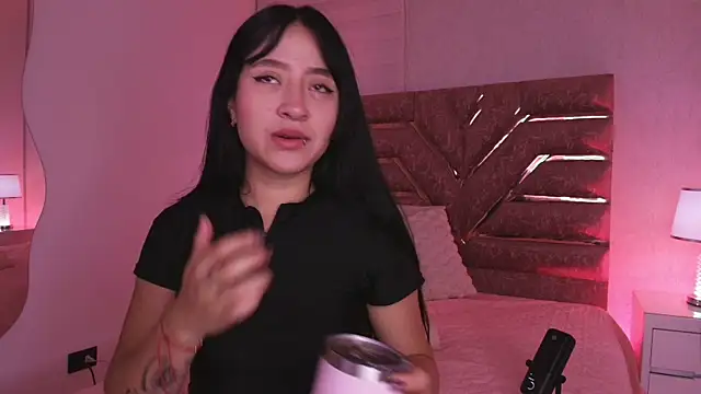 Snapshot of sofia_go_ chatting on May 2026 12:00:01 PM sofia go online show from May 2026 12:00:01 PM