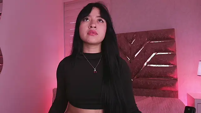 Snapshot of sofia_go_ chatting on May 2026 12:01:01 PM sofia go online show from May 2026 12:01:01 PM