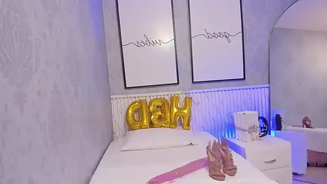 goodgirl22   online show from June 2026 11:25:01 PM