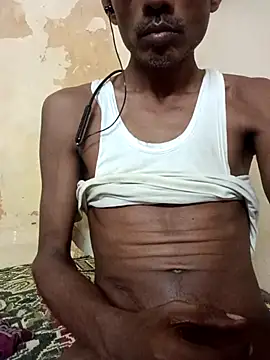 Snapshot of Akash32y chatting on December 2025 08:37:02 PM Akash32y online show from December 2025 08:37:02 PM