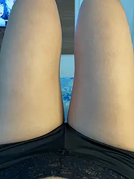 privsloirinha online show from March 2026 04:31:01 PM