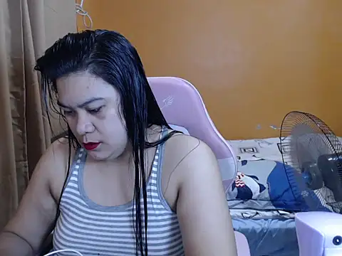 Snapshot of ur_hotsexymaria chatting on February 2026 11:46:01 PM ur hotsexymaria online show from February 2026 11:46:01 PM