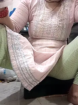 Barbie-Doll7 online show from February 2026 03:56:02 AM