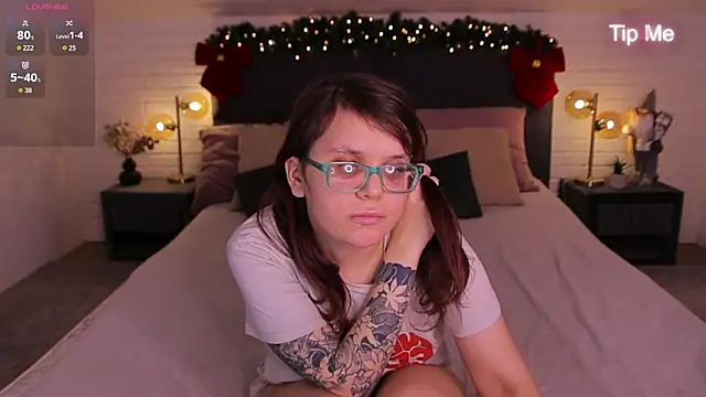 Ariell Mini online show from January 2026 07:11:01 PM