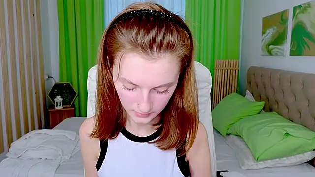 Miss Alisa  online show from February 2026 02:15:02 PM