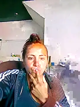 Snapshot of saray77 chatting on December 2025 04:45:02 PM saray77 online show from December 2025 04:45:02 PM