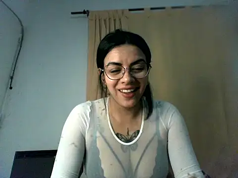 luluclark69 online show from May 2026 11:24:01 PM