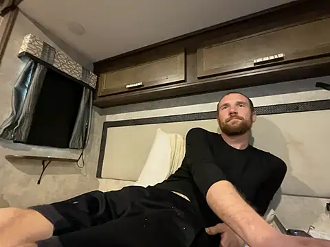 SparkledExtern online show from February 2026 04:23:02 PM