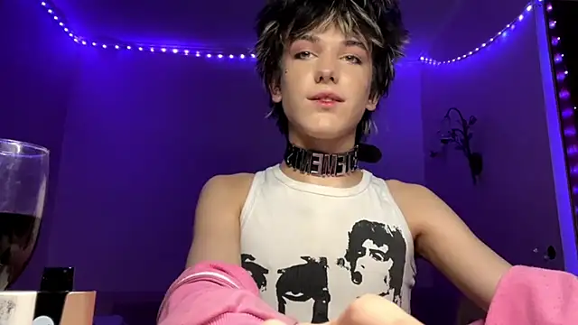 MilesGrays online show from December 2025 01:34:02 AM