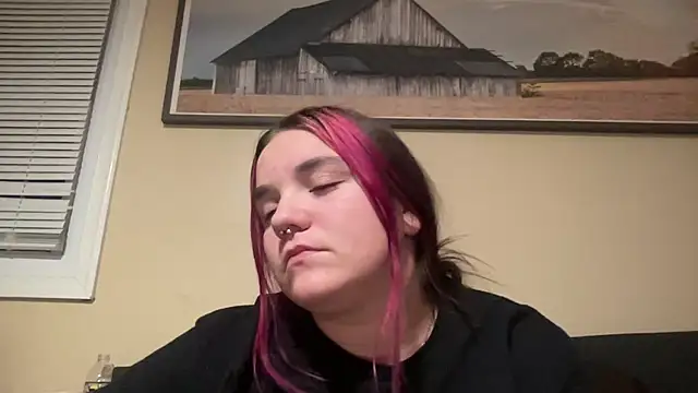 kinsiebaby online show from December 2025 02:49:01 AM