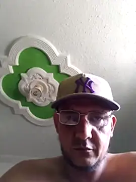 SHARLOT2427 online show from February 2026 08:31:02 PM