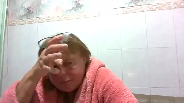 Snapshot of LinaLight88 chatting on June 2026 08:22:02 PM LinaLight88 online show from June 2026 08:22:02 PM