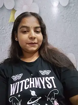 Snapshot of Himani_0122 chatting on June 2026 05:21:01 AM Himani 0122 online show from June 2026 05:21:01 AM
