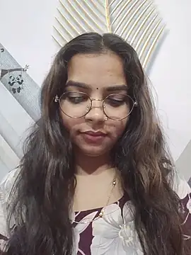 Snapshot of Himani_0122 chatting on July 2026 05:04:02 PM Himani 0122 online show from July 2026 05:04:02 PM