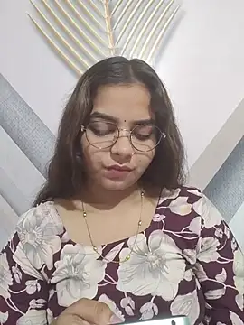 Snapshot of Himani_0122 chatting on July 2026 05:10:02 AM Himani 0122 online show from July 2026 05:10:02 AM