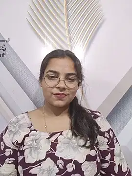 Snapshot of Himani_0122 chatting on July 2026 07:45:01 AM Himani 0122 online show from July 2026 07:45:01 AM