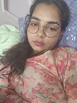 Snapshot of Himani_0122 chatting on July 2026 08:02:01 PM Himani 0122 online show from July 2026 08:02:01 PM