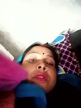 Snapshot of Shreya_pandit chatting on January 2026 11:24:02 AM Shreya pandit online show from January 2026 11:24:02 AM