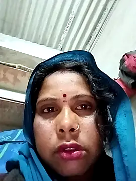 Snapshot of Shreya_pandit chatting on January 2026 10:37:02 PM Shreya pandit online show from January 2026 10:37:02 PM