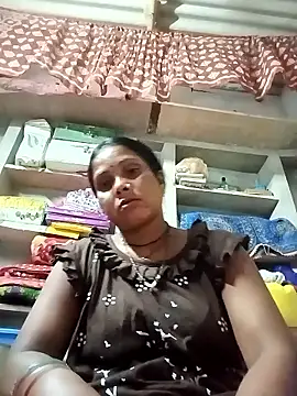 Snapshot of Shreya_pandit chatting on April 2026 07:07:02 PM Shreya pandit online show from April 2026 07:07:02 PM