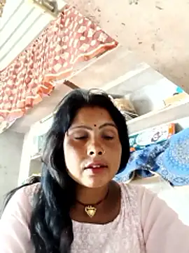 Snapshot of Shreya_pandit chatting on May 2026 05:57:02 AM Shreya pandit online show from May 2026 05:57:02 AM