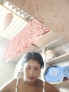 Snapshot of Shreya_pandit chatting on May 2026 12:17:02 AM Shreya pandit online show from May 2026 12:17:02 AM