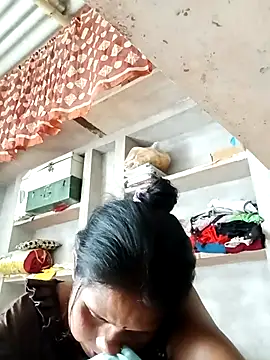 Snapshot of Shreya_pandit chatting on May 2026 06:19:02 AM Shreya pandit online show from May 2026 06:19:02 AM
