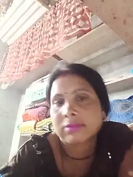 Snapshot of Shreya_pandit chatting on May 2026 05:21:02 PM Shreya pandit online show from May 2026 05:21:02 PM