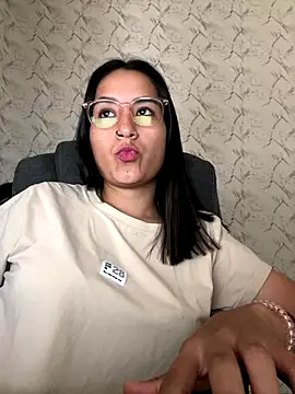 Val12777 online show from December 2025 03:20:04 PM