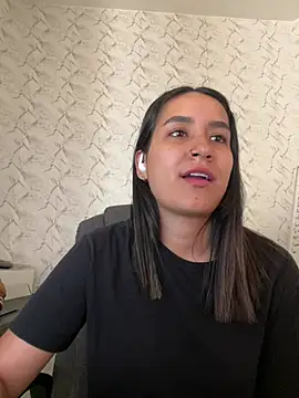 Val12777 online show from January 2026 01:28:02 PM