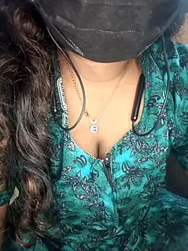 Snapshot of tamilsaisree chatting on July 2026 06:47:01 PM tamilsaisree online show from July 2026 06:47:01 PM