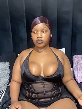 THICKBARBIE32 online show from June 2026 12:08:01 AM