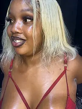 THICKBARBIE32 online show from June 2026 08:03:01 PM