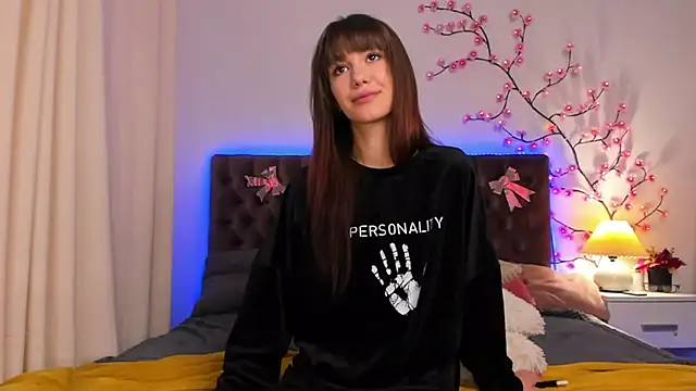 MilanaHotts online show from February 2026 07:29:01 AM