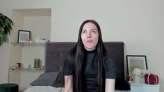 AdrianaCult online show from February 2026 01:01:02 PM