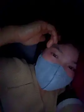 Snapshot of May-Ne chatting on January 2026 04:01:02 PM May-Ne online show from January 2026 04:01:02 PM