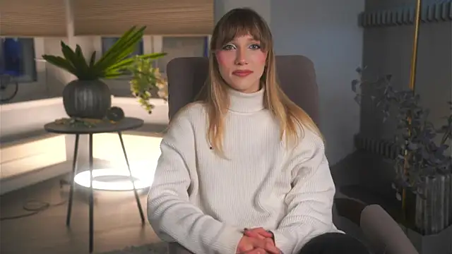 PegCubillo online show from December 2025 11:49:02 AM