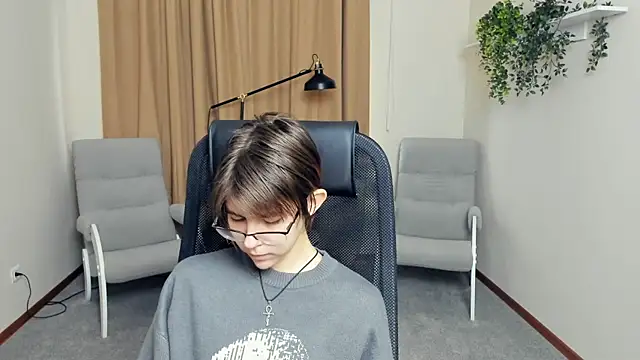 LeoneKonma online show from December 2025 09:04:01 AM