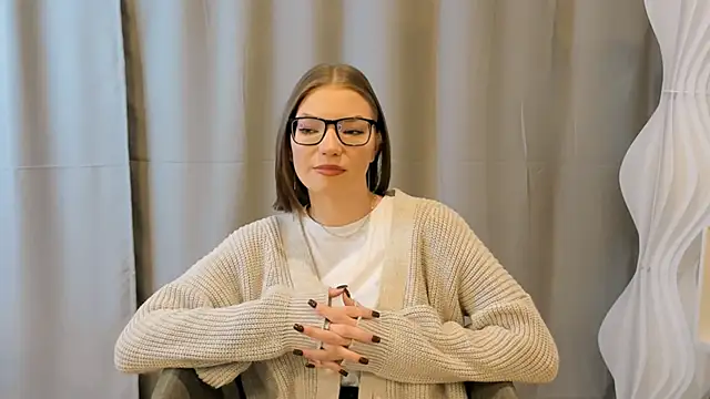 Snapshot of JeaneneWoltz chatting on December 2025 09:14:02 AM JeaneneWoltz online show from December 2025 09:14:02 AM