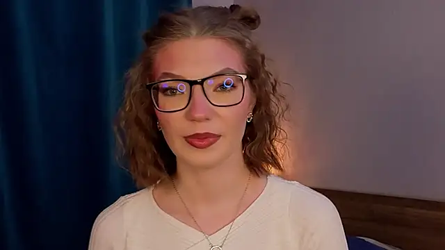 JeaneneWoltz online show from February 2026 06:00:02 PM