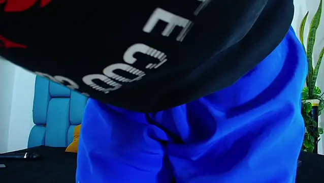 boy Dirty X online show from April 2026 05:18:02 AM