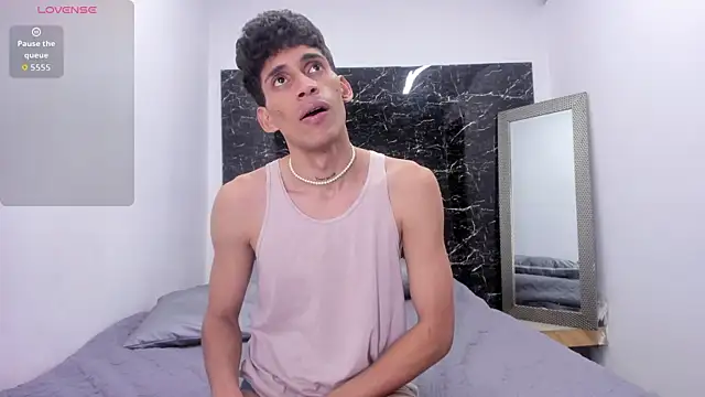 Emer santos online show from February 2026 09:11:02 PM