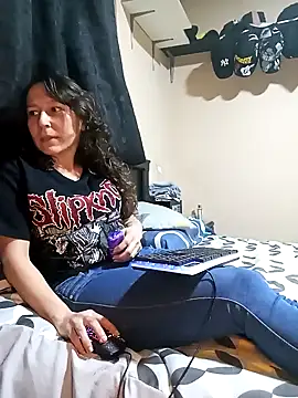 riquimona online show from February 2026 11:47:02 PM