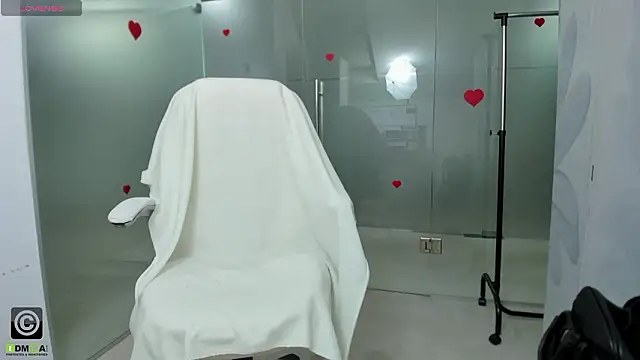 Snapshot of missdominna chatting on February 2026 03:56:01 AM missdominna online show from February 2026 03:56:01 AM