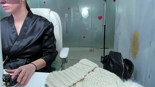 Snapshot of missdominna chatting on February 2026 03:54:01 AM missdominna online show from February 2026 03:54:01 AM